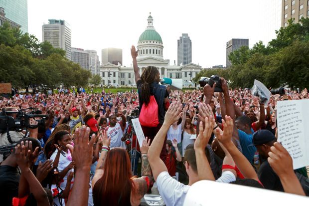 Moment of silence, peace at downtown rally